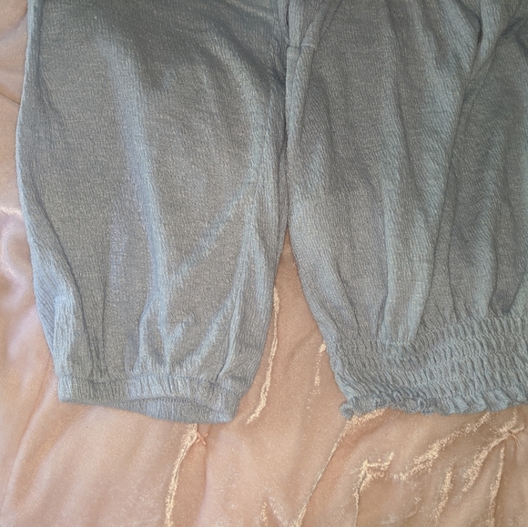 Crop top - Picture 3 of 3